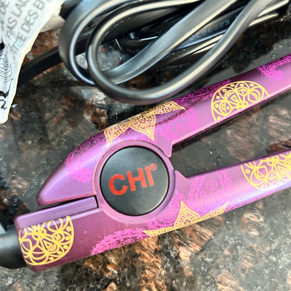 CHI Moroccan Sunrise Ceramic Hair Straightener - Picture 3 of 8